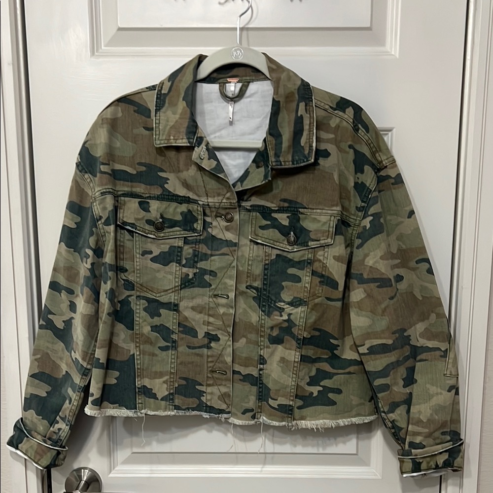 Free People Green and Brown Camo Cropped Jean Jacket